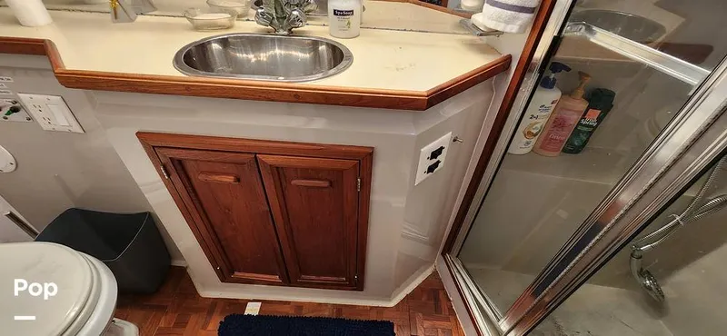 Slide: The Image of Carver Yachts 4207 Aft Cabin 1986 - 14742614