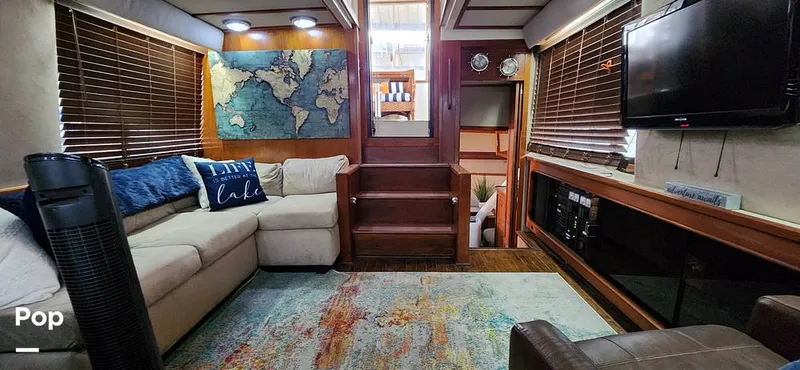 Slide: The Image of Carver Yachts 4207 Aft Cabin 1986 - 14742658