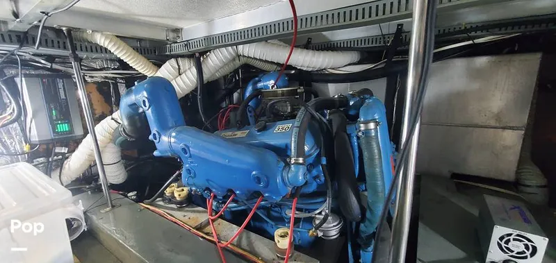 Slide: The Image of Carver Yachts 4207 Aft Cabin 1986 - 14797470