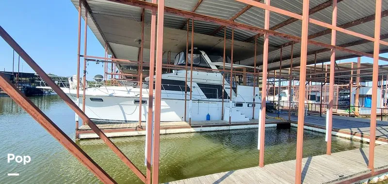 Slide: The Image of Carver Yachts 4207 Aft Cabin 1986 - 14797478