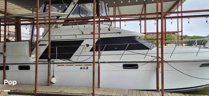 Slide: The Image of Carver Yachts 4207 Aft Cabin 1986 - 14742374