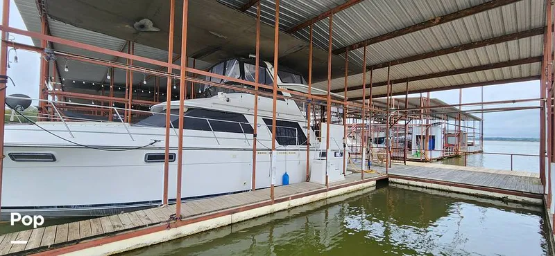 Slide: The Image of Carver Yachts 4207 Aft Cabin 1986 - 14742428