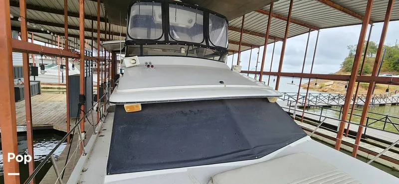 Slide: The Image of Carver Yachts 4207 Aft Cabin 1986 - 14742441