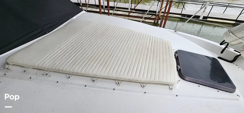 Slide: The Image of Carver Yachts 4207 Aft Cabin 1986 - 14742448