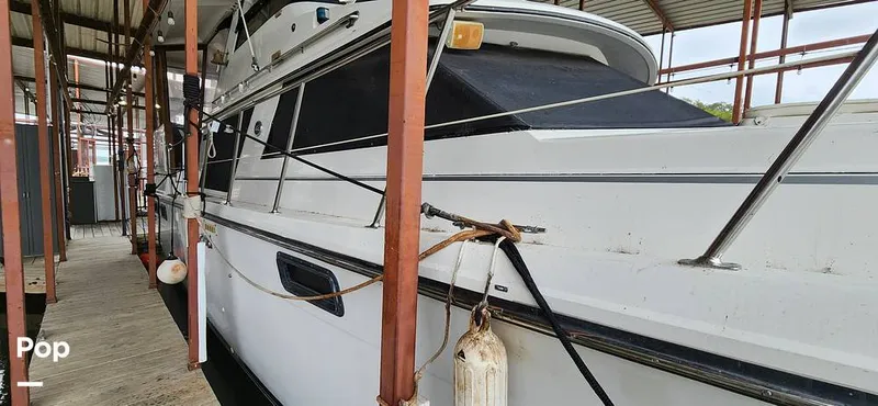 Slide: The Image of Carver Yachts 4207 Aft Cabin 1986 - 14742467