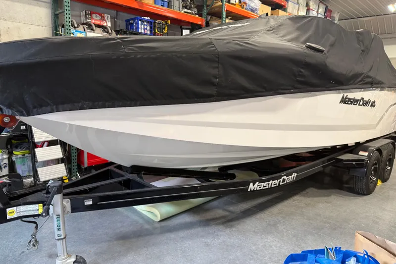 Slide: The Image of MasterCraft NXT24 2022 - 47