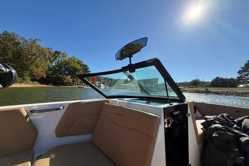 Slide: The Image of MasterCraft NXT24 2022 - 39