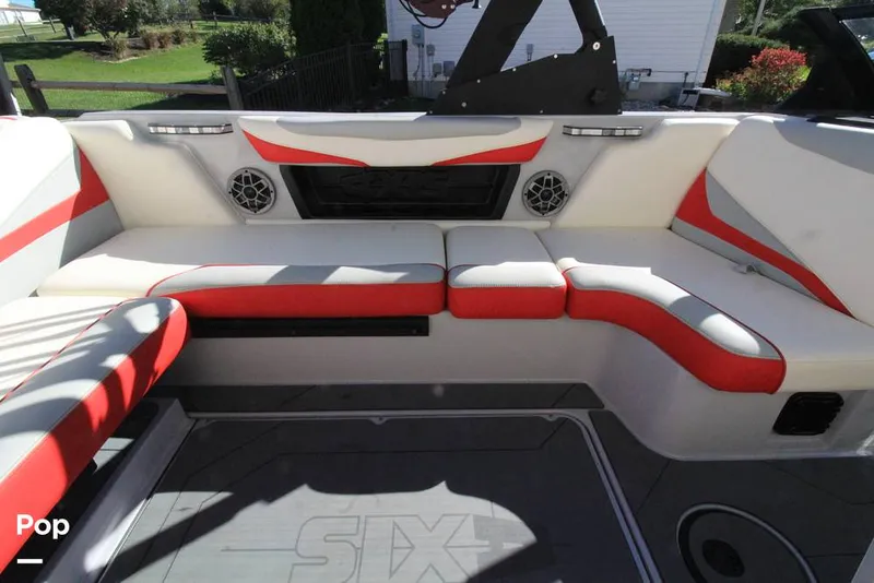 Slide: The Image of Axis T22 2021 - 14791429