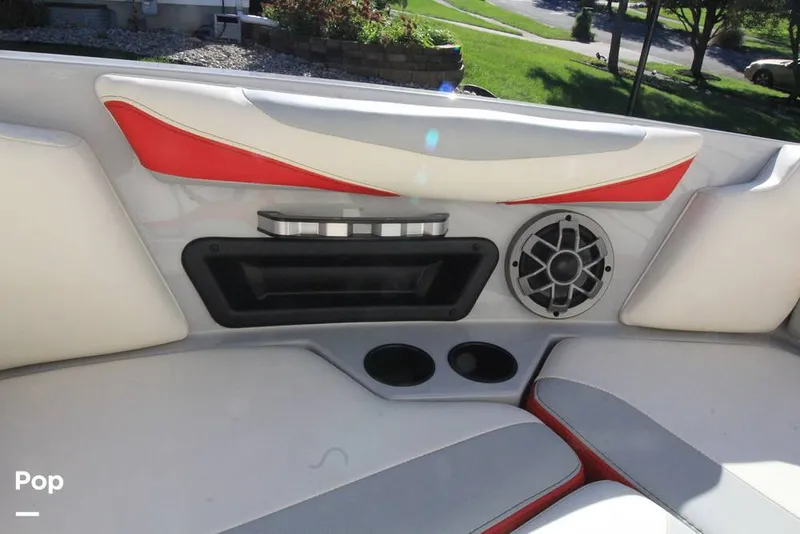 Slide: The Image of Stereo System - 14791440