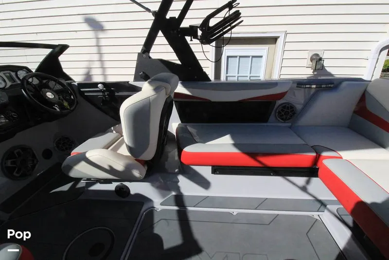 Slide: The Image of Axis T22 2021 - 14791445