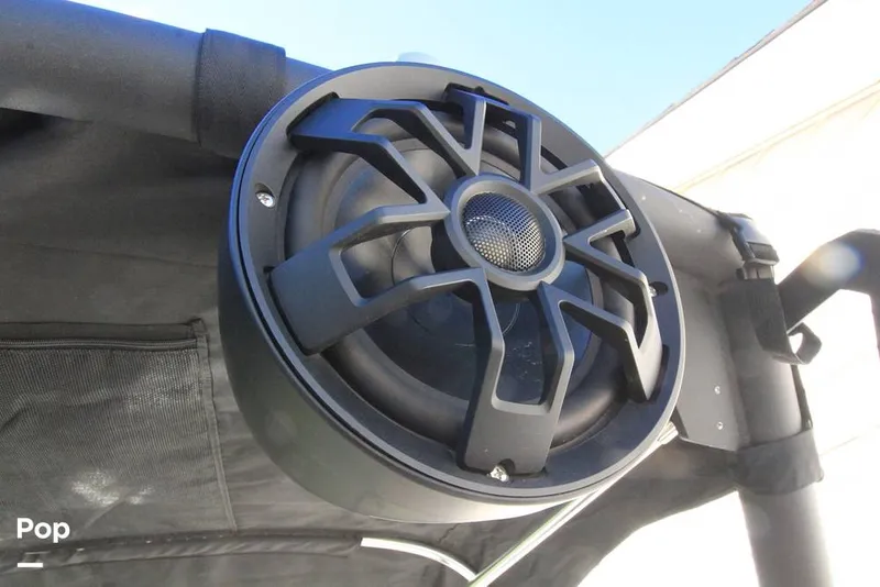 Slide: The Image of Exterior Speakers - 14791477