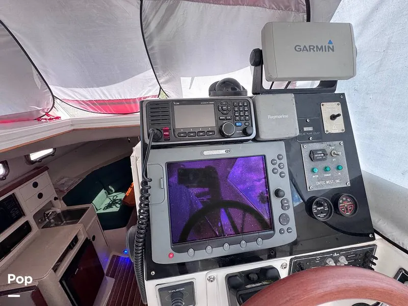 Slide: The Image of Albin 28 Tournament Express Flush Deck 2007 - 14741510