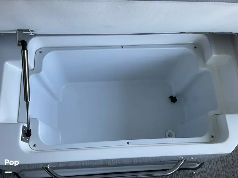 Slide: The Image of Cobalt R6 2023 - 15662789