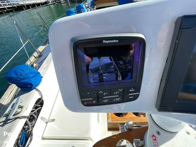 Slide: The Image of Sabre 34 1983 - 14775196