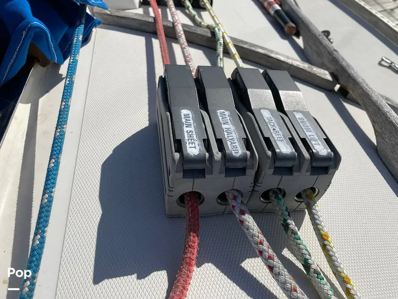 Slide: The Image of Sabre 34 1983 - 14775206