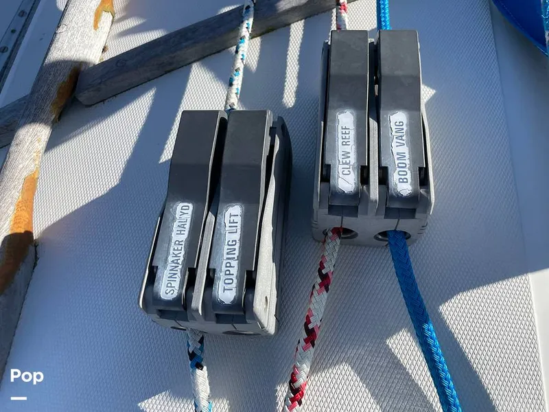 Slide: The Image of Sabre 34 1983 - 14775286