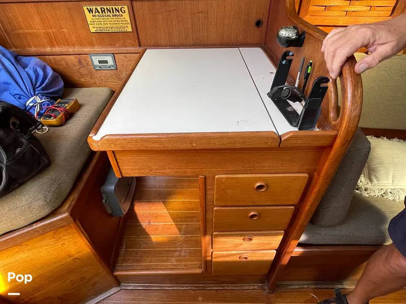 Slide: The Image of Sabre 34 1983 - 14775296