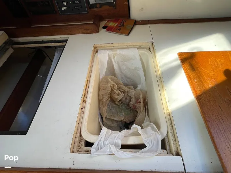 Slide: The Image of Sabre 34 1983 - 14775306