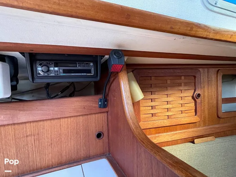 Slide: The Image of Sabre 34 1983 - 14775311