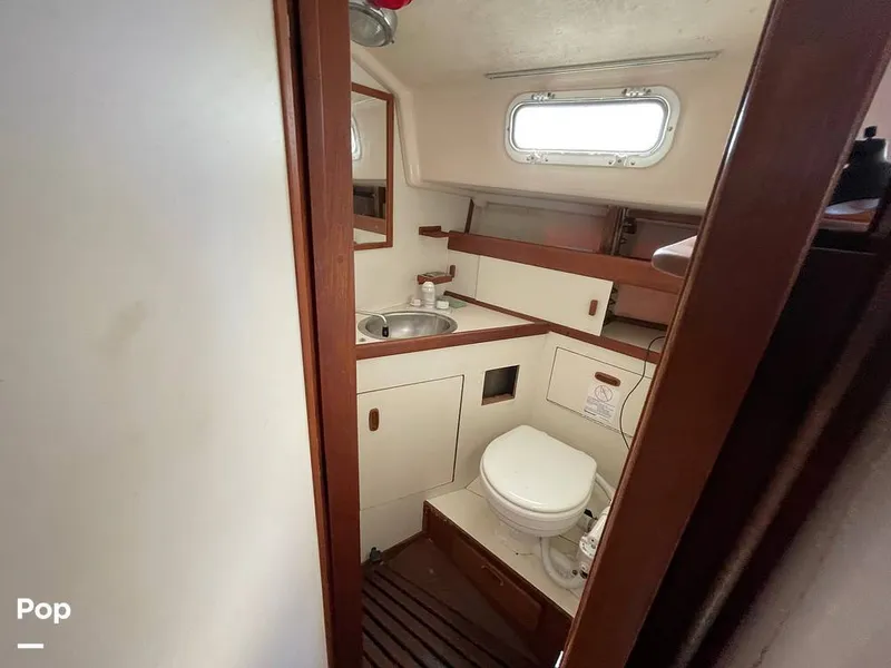 Slide: The Image of Sabre 34 1983 - 14775328