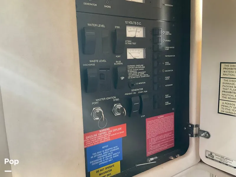 Slide: The Image of Sea Ray 330 Sundancer 1995 - 14961204