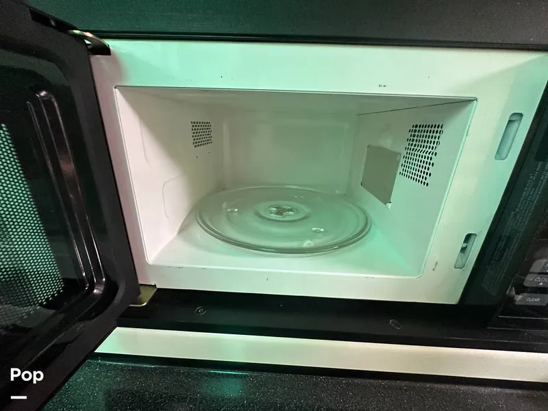 Slide: The Image of Monterey 270 2005 - 15217581