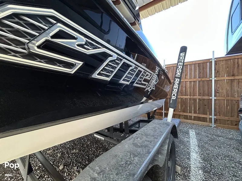 Slide: The Image of Malibu Wakesetter VLX 2008 - 15120838