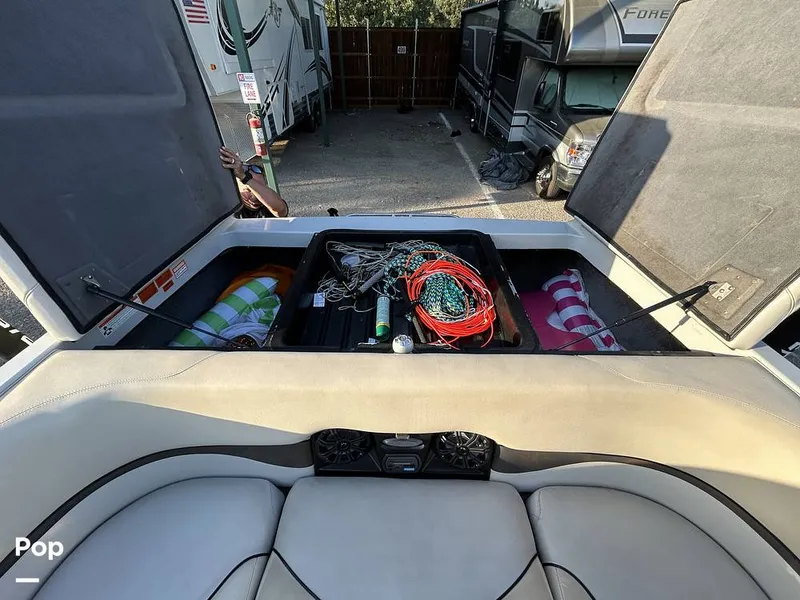 Slide: The Image of Malibu Wakesetter VLX 2008 - 14814390