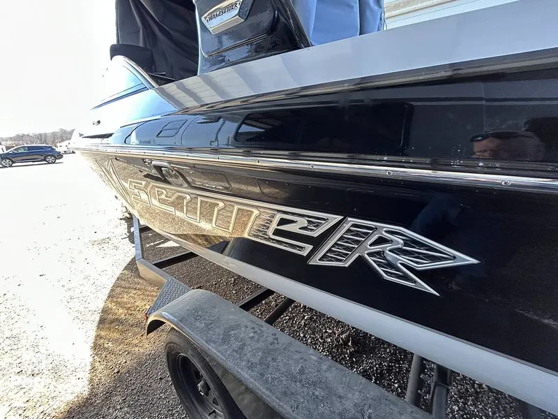Slide: The Image of Malibu Wakesetter VLX 2008 - 15120801