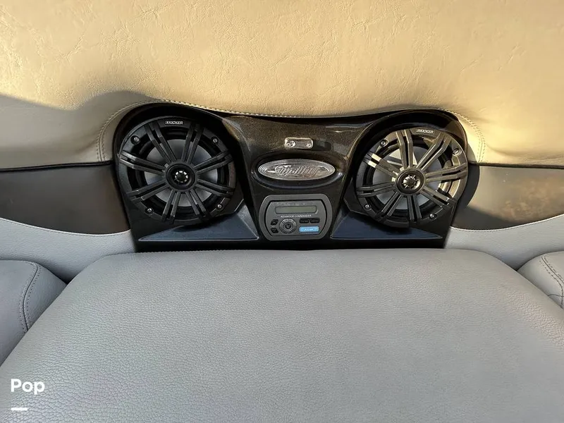 Slide: The Image of Malibu Wakesetter VLX 2008 - 14814354