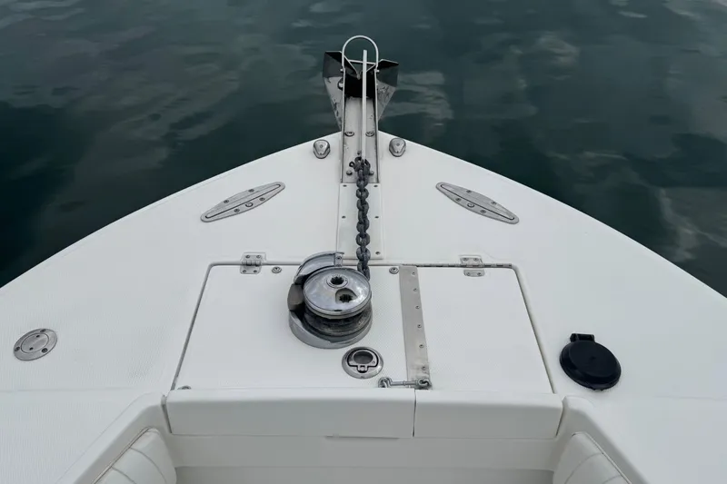 Slide: The Image of Regulator Marine 26 Forward Seating 2007 - 5