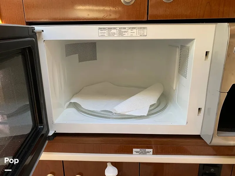 Slide: The Image of Sea Ray 330 Sundancer 2008 - 14826324