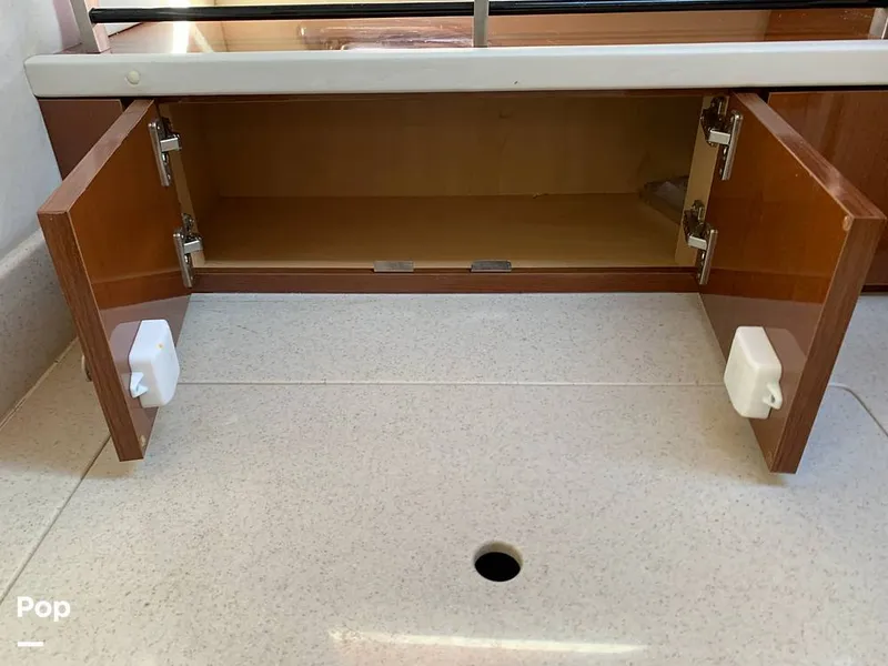 Slide: The Image of Sea Ray 330 Sundancer 2008 - 14826335