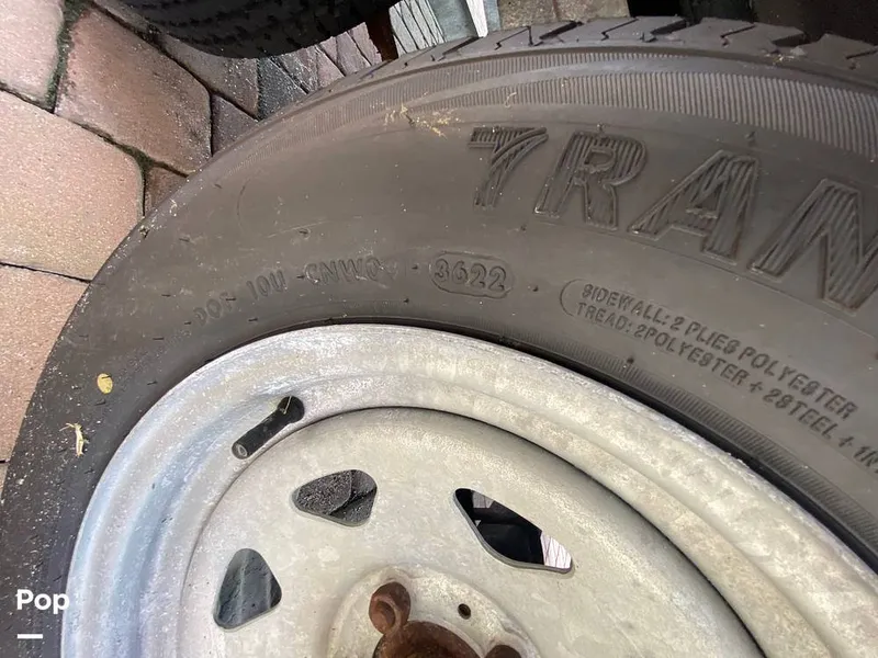 Slide: The Image of Tire Date Code - 14781282