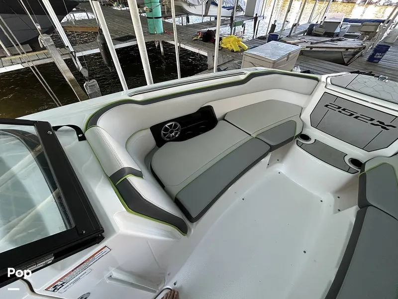 Slide: The Image of Yamaha 252XE 2021 - 14762405