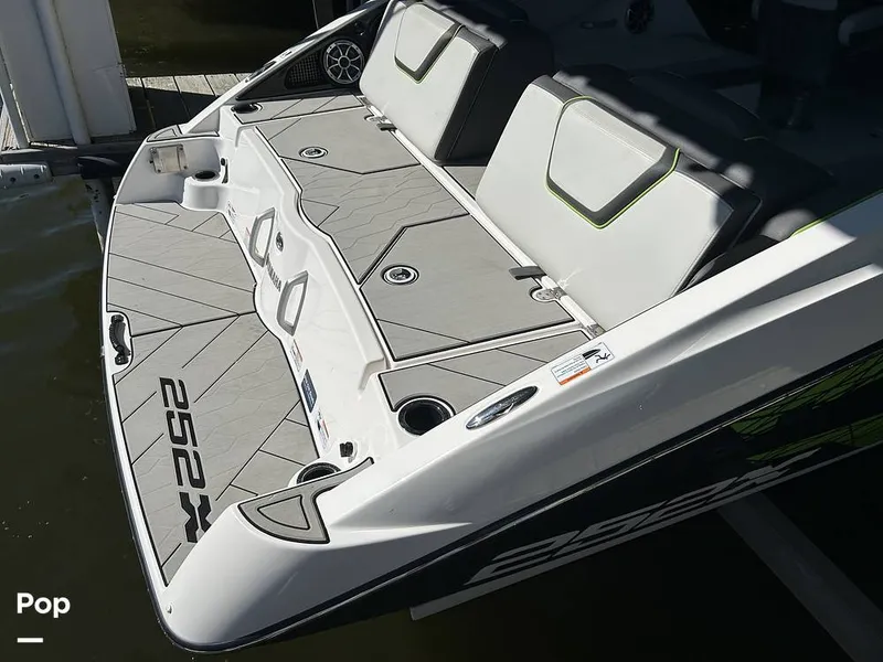 Slide: The Image of Yamaha 252XE 2021 - 14762370