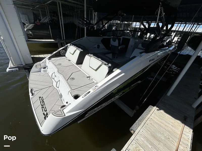 Slide: The Image of Yamaha 252XE 2021 - 14762371