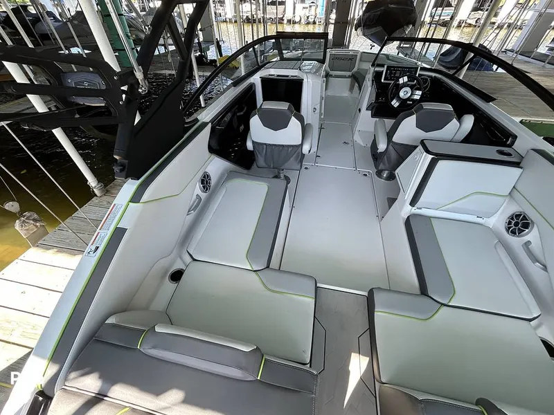 Slide: The Image of Yamaha 252XE 2021 - 14762390