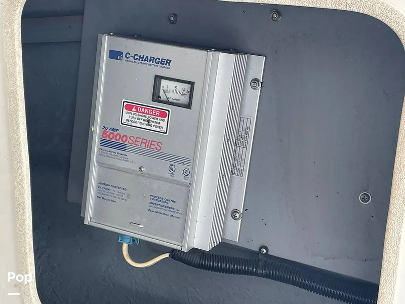 Slide: The Image of Battery Charger - 16310186