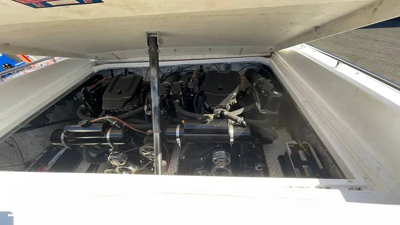 Slide: The Image of Scarab 38 Thunder 1993 - 16009019