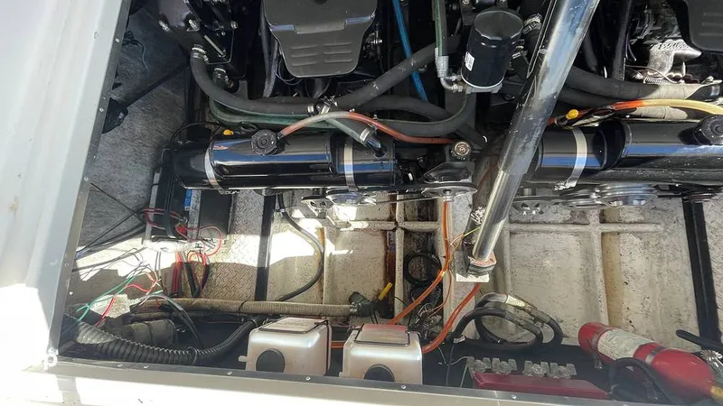 Slide: The Image of Scarab 38 Thunder 1993 - 16009023