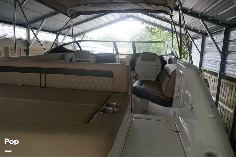 Slide: The Image of Sea Ray SLX 250 2017 - 14799214