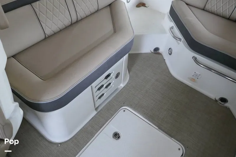 Slide: The Image of Sea Ray SLX 250 2017 - 14799215