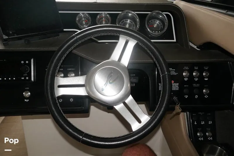 Slide: The Image of Sea Ray SLX 250 2017 - 14799234