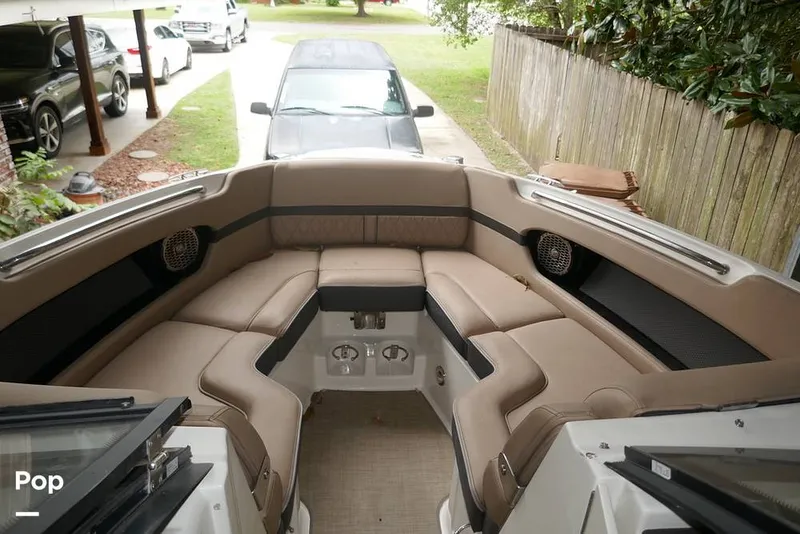 Slide: The Image of Sea Ray SLX 250 2017 - 14799246