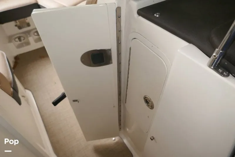 Slide: The Image of Sea Ray SLX 250 2017 - 14799247