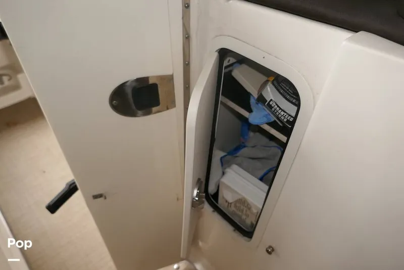 Slide: The Image of Sea Ray SLX 250 2017 - 14799248