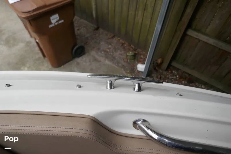 Slide: The Image of Sea Ray SLX 250 2017 - 14799253