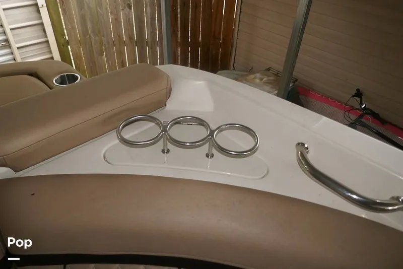 Slide: The Image of Sea Ray SLX 250 2017 - 14799262