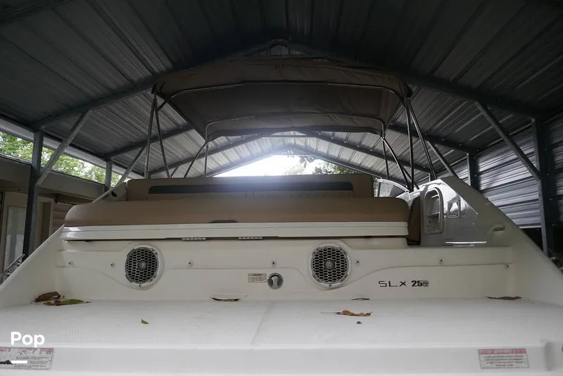 Slide: The Image of Sea Ray SLX 250 2017 - 14799208